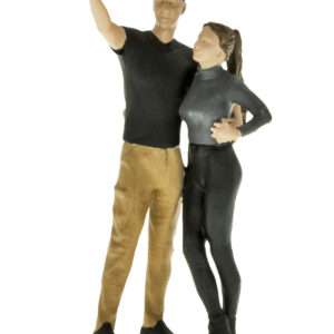 1559 H0 Paar schießt Selfie und Blitzlicht