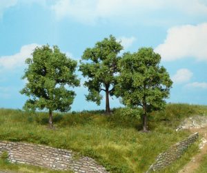 1716   4 Obstbäume 8 cm