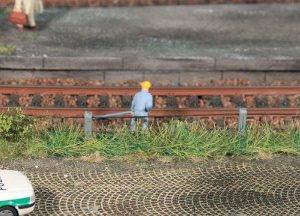 1817    8 Grasstreifen Sommer, 100 mm lang, 10 mm hoch