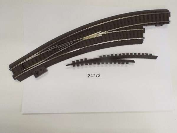 Märklin 24772 schlanke Bogenweiche rechts - 1 Stück
