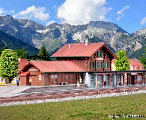 36703 Z Bahnhof Château d´Oex