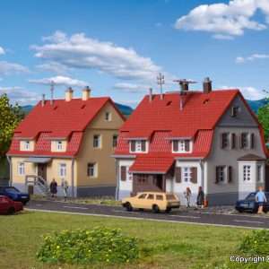 36782 Z Siedlungshaus aus den 20er Jahren, 2 Stück