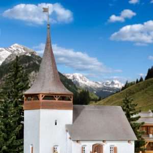 37031 N Dorfkirche Sertig