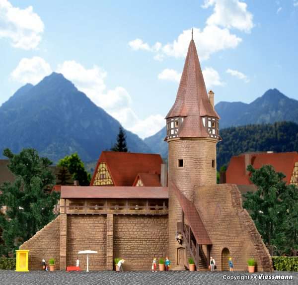 37109 N Rundturm mit Mauer in Marktbreit