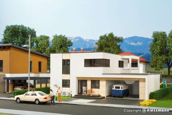 38338 H0 Kubushaus Anna mit Balkon - Polyplate Bausatz