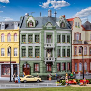 38385 H0 Haus am Elbenplatz