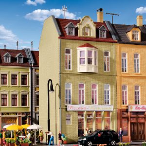 38392 H0 Stadthaus Pizzeria in Düsseldorf