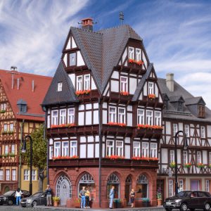 38450 H0 Fachwerkstadthaus