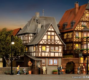 38901 H0 Torhaus Miltenberg