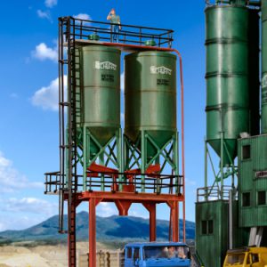 39931 H0 Doppelsilo SchwarzBau