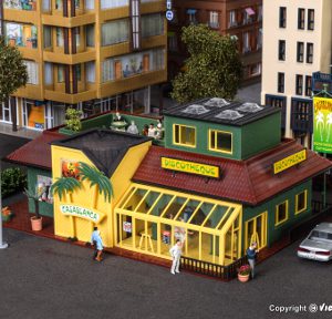 43656 H0 Discothek mit LED-Beleuchtung und Flackerlicht, Funktionsbausatz