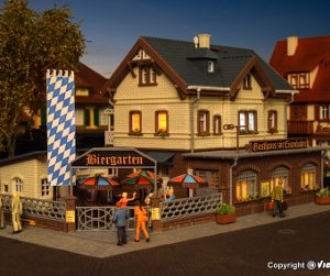 43663 H0 Bahnhofsgaststätte