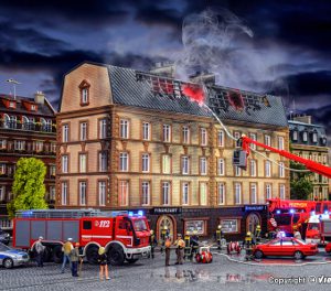 43785 H0 Brennendes Finanzamt mit Flackerlicht rot, Rauchgenerator und Farbtabletten, Funktionsbausatz