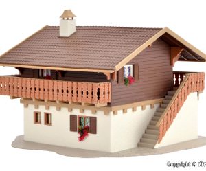 43961 H0 Pension mit Carport, Bio-Serie