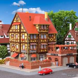 47688 N Bäckerei mit Gartencafé, Inneneinrichtung und LED-Beleuchtung, Funktionsbausatz