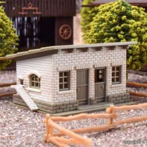 47709 N Stall mit Zaun