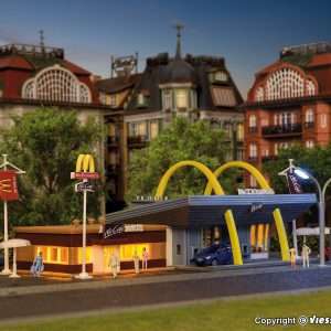 47766 N McDonald`s Schnellrestaurant mit McCafé