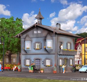 49232 H0 Wohnhaus mit Erker, Start und Spar-Serie Vollmer Auf Lager