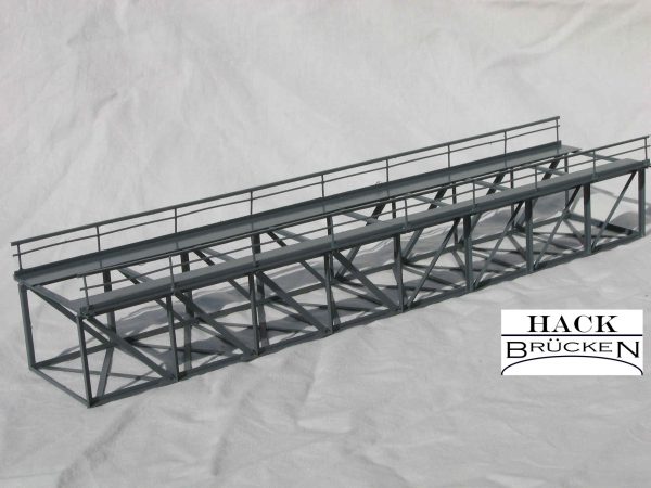H0 · Unterzug-Kastenbrücke · 32 cm K 32