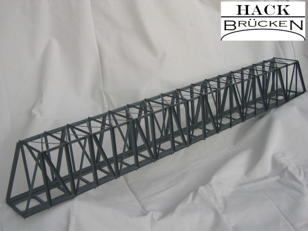 H0 · Lange Kastenbrücke · schräg · 81 cm K 81