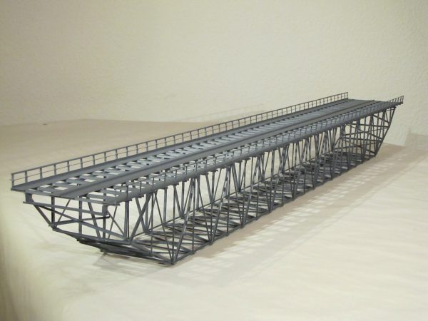 H0 · Unterzug-Kastenbrücke · 2-gleisig · 120 cm KU 120-2